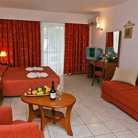 Отель Gaia Village 3*