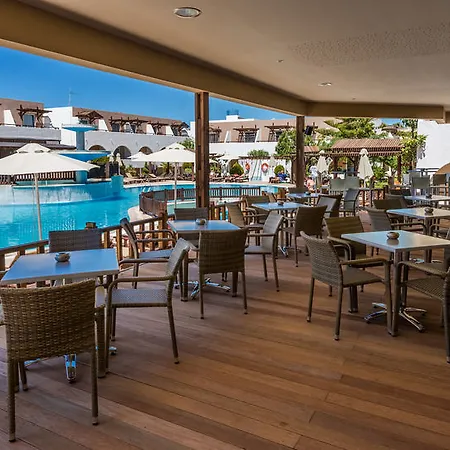 Отель Gaia Village 3*