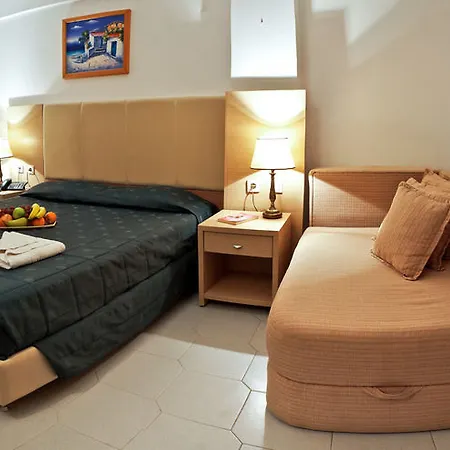 Gaia Village Тигаки