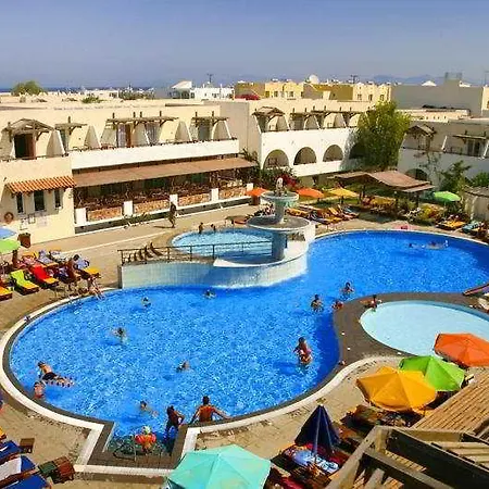 Gaia Village Hotell 3*