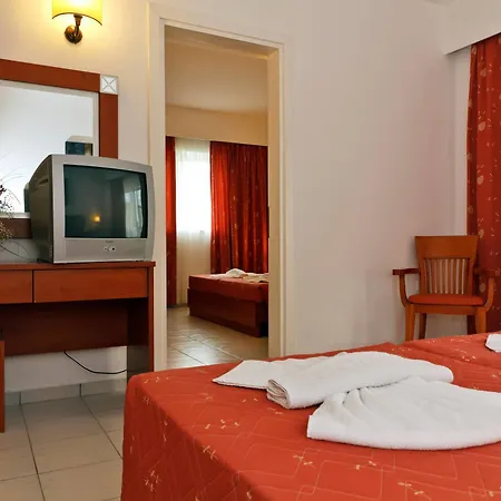 Gaia Village Hotell Tigaki