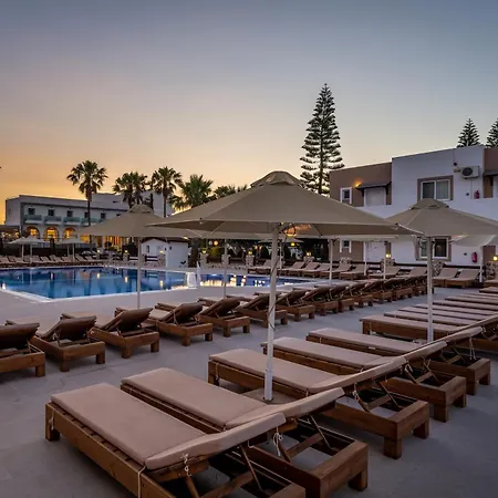 Hotel Gaia Village 3*